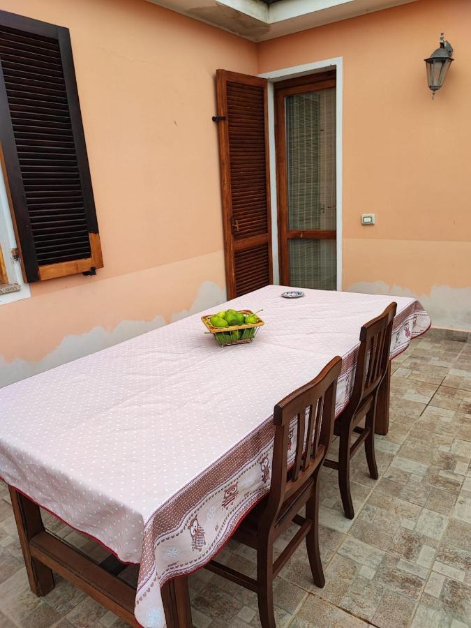 Casa Vacanze Da Nonna Mela Алгеро Екстериор снимка